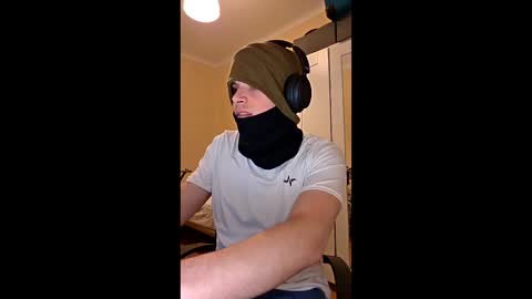 Snapshot of elguerrero20033 chatting on 03-18-26, 10:46 elguerrero20033 online show from 03-18-26, 10:46