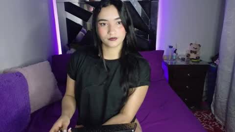 Snapshot of eli_duran chatting on 01-09-26, 11:24 Eli online show from 01-09-26, 11:24