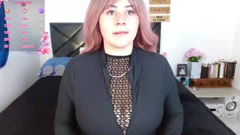 Snapshot of eli_gom_ chatting on 03-17-26, 12:37 Eliza online show from 03-17-26, 12:37