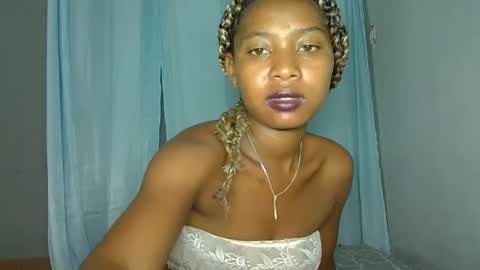 Snapshot of elia011 chatting on 01-18-25, 10:06 elia011 online show from 01-18-25, 10:06