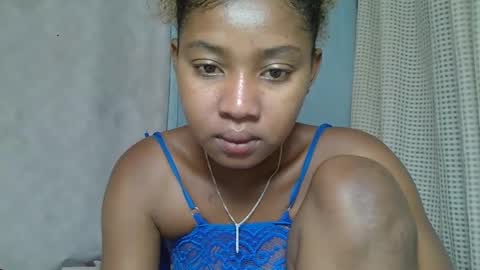 Snapshot of elia011 chatting on 02-23-25, 10:49 elia011 online show from 02-23-25, 10:49