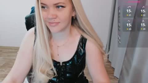 Ella online show from 12-20-24, 08:28