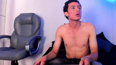 Elian online show from 05-31-26, 03:36