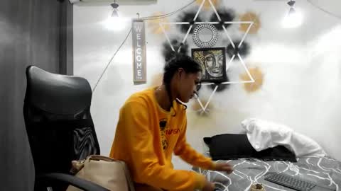 Snapshot of eliana_prince chatting on 12-01-25, 03:44 eliana_prince online show from 12-01-25, 03:44