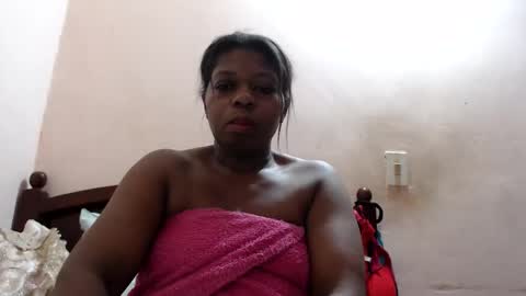 elianis598477 online show from 11-01-25, 06:15