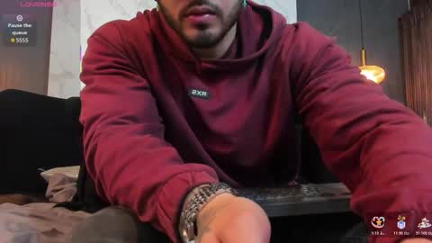 Snapshot of eliankeiser chatting on 11-24-25, 12:27 Elian online show from 11-24-25, 12:27