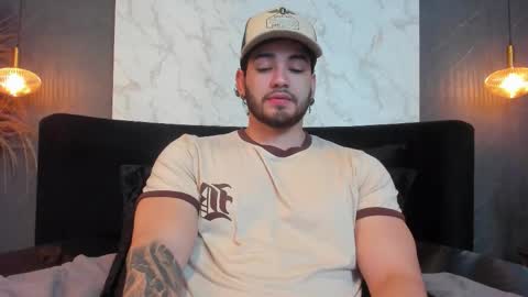 Snapshot of eliankeiser chatting on 12-03-25, 12:03 Elian online show from 12-03-25, 12:03