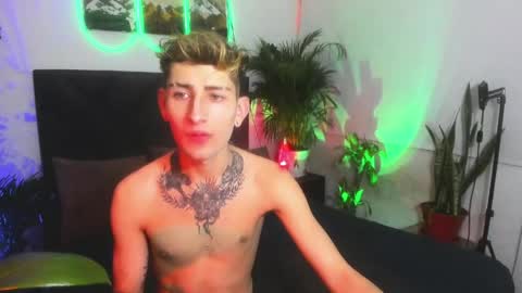 eliann_adam online show from 04-10-26, 10:42