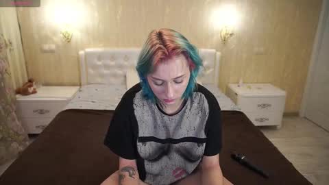 Snapshot of eliarose chatting on 10-05-25, 09:02 Luna online show from 10-05-25, 09:02