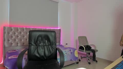 elias_ford online show from 10-28-25, 07:49