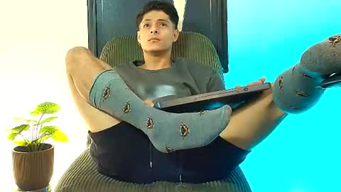 elias_salvatore_ online show from 07-02-26, 03:29