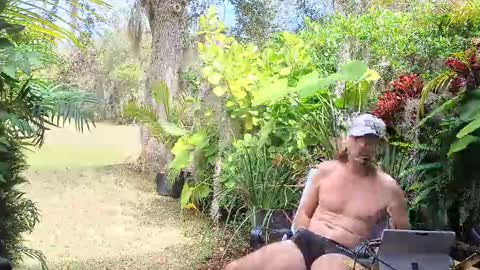 Snapshot of eliberator chatting on 02-07-25, 06:02 eliberator online show from 02-07-25, 06:02