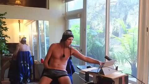 Snapshot of eliberator chatting on 03-02-25, 09:43 eliberator online show from 03-02-25, 09:43