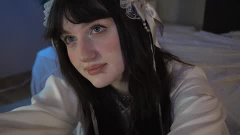 Ellie online show from 10-30-25, 05:20