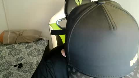 Snapshot of elii_797 chatting on 03-12-25, 03:07 bby-santy online show from 03-12-25, 03:07