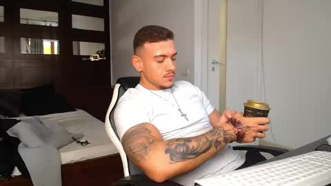 Snapshot of elijahthorne chatting on 02-04-26, 09:48 ElijahThorne online show from 02-04-26, 09:48