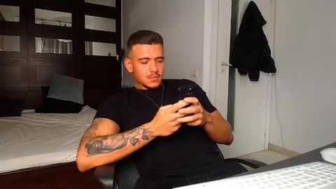 Snapshot of elijahthorne chatting on 02-27-26, 09:31 ElijahThorne online show from 02-27-26, 09:31