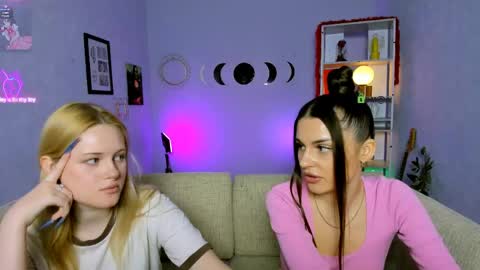 Elin online show from 05-16-26, 07:12
