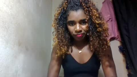 elina981 online show from 07-12-26, 06:15