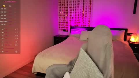 Elina online show from 03-16-26, 04:51