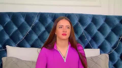 ElinaBellucci online show from 01-09-26, 04:37