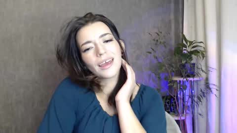 Elina online show from 10-04-25, 11:25