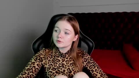 elinavale online show from 03-19-26, 05:39
