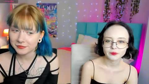 Snapshot of elira_vane chatting on 05-04-26, 11:06 Elira Vane online show from 05-04-26, 11:06