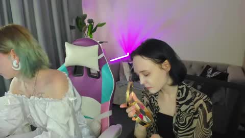 Snapshot of elira_vane chatting on 06-07-26, 02:59 Elira Vane online show from 06-07-26, 02:59