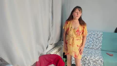 Elis online show from 11-06-25, 02:12