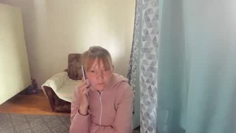 Snapshot of elis_gabbi chatting on 05-30-26, 10:01 Elis online show from 05-30-26, 10:01