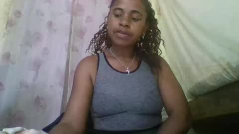 elisa0001 online show from 02-22-25, 09:59