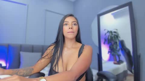 Elisa online show from 09-12-25, 08:31