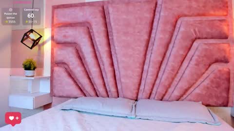 Snapshot of elisa_collins chatting on 02-28-26, 02:29 ELISSA online show from 02-28-26, 02:29