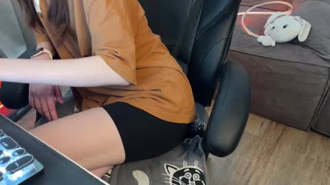 Elisa North online show from 03-08-25, 05:38