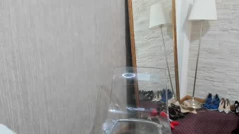 Snapshot of elisabaxter chatting on 02-26-25, 05:53 Maria online show from 02-26-25, 05:53