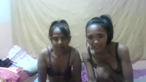 Snapshot of elisabet88 chatting on 09-11-25, 08:09 elisabet88 online show from 09-11-25, 08:09