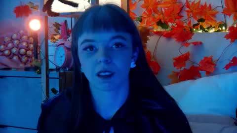 ElisabethDavis online show from 10-26-25, 03:07