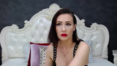 Krissy online show from 11-20-25, 08:25