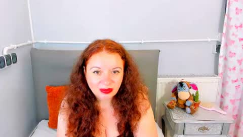 Snapshot of elisabethxsweet chatting on 07-17-26, 05:07 ElisabethXSweet online show from 07-17-26, 05:07