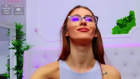 Snapshot of elisacharm chatting on 12-02-25, 03:45 ElisaCharm online show from 12-02-25, 03:45