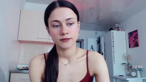 Snapshot of eliscuteblonde chatting on 04-17-26, 05:10 Elis online show from 04-17-26, 05:10