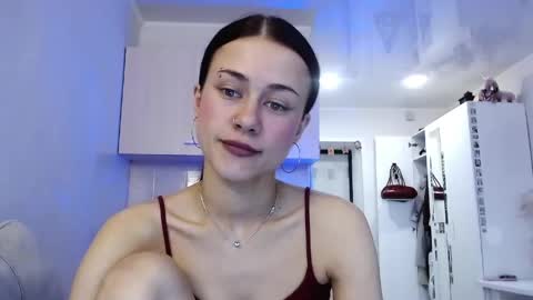 Snapshot of eliscuteblonde chatting on 04-20-26, 05:54 Elis online show from 04-20-26, 05:54