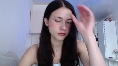 Snapshot of eliscuteblonde chatting on 05-30-26, 05:59 Elis online show from 05-30-26, 05:59