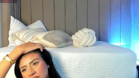 Elise diamond online show from 04-11-26, 01:54