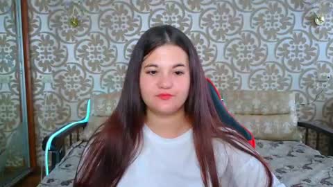 Snapshot of elisesmuse chatting on 07-18-26, 12:42 elisesmuse online show from 07-18-26, 12:42