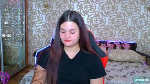 Snapshot of elisesmuse chatting on 07-23-26, 07:06 elisesmuse online show from 07-23-26, 07:06