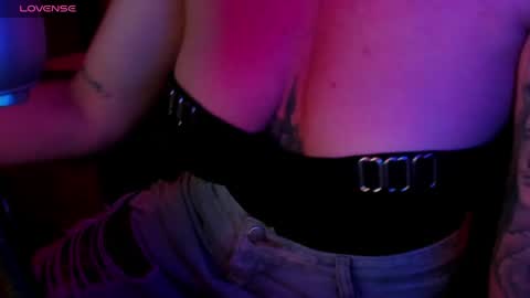 E L I S S A online show from 04-13-26, 02:06