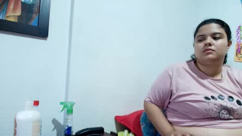 Snapshot of elisuarez_ chatting on 11-27-25, 06:37 Eliss online show from 11-27-25, 06:37