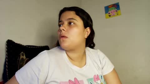 Snapshot of elisuarez_ chatting on 12-02-25, 07:03 Eliss online show from 12-02-25, 07:03